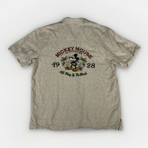 Disney Parks Mickey in Paradise Hawaiian Beach Men's Tan Camp Shirt Size‎ Medium